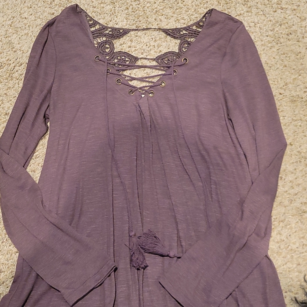 Women's long sleeve top